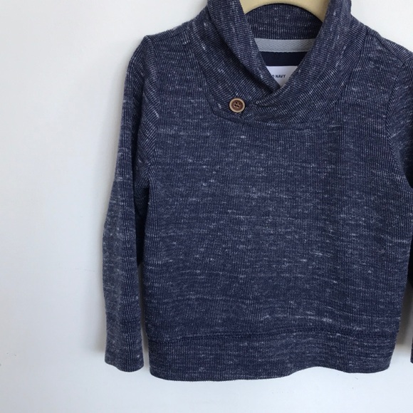 Old Navy Lightweight sweater - Picture 3 of 4